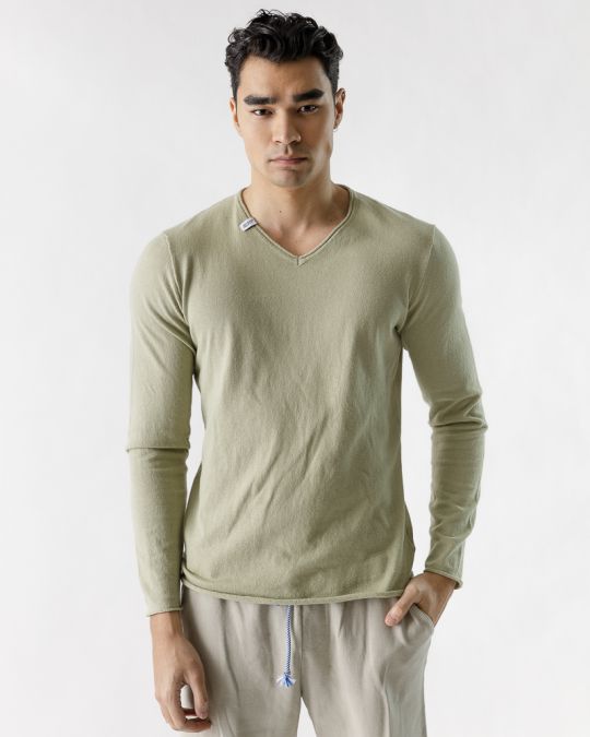 KHAKI MEN'S V-NECK SWEATER 1D23SS6000LS0106