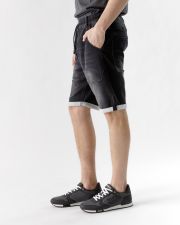 BLACK MEN'S JOGJEAN SHORTS