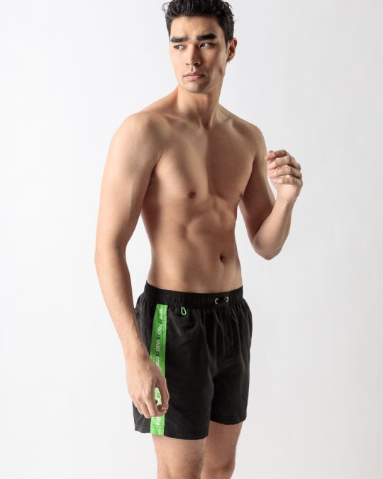 BLACK MEN'S BEACH SHORTS 1D23SS1056SP6000