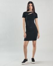 BLACK WOMEN'S T-SHIRT