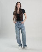 BLACK WOMEN'S T-SHIRT