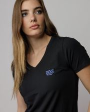 BLACK WOMEN'S V-NECK SHORT SLEEVE T-SHIRT