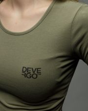 KHAKI WOMEN'S LONG SLEEVE T-SHIRT