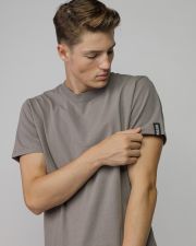 MEN'S SHORT SLEEVE T-SHIRT