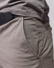MEN'S CHINO PANTS