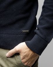 BLUE MEN'S KNITTED TURTLENECK SWEATER