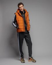 BLACK MEN'S ZIP SWEATER