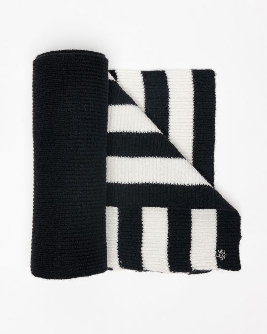 BLACK WOMEN'S KNITTED SCARF 2D25FW8519SC1101