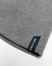 GREY MEN'S KNITTED CAP
