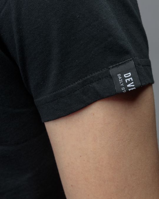 BLACK MEN'S SHORT SLEEVE T-SHIRT 1D26SS4022SS0105