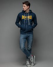 BLUE MEN'S ZIP SWEATER