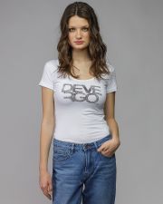 WHITE WOMEN'S SHORT SLEEVE T-SHIRT