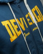 BLUE MEN'S ZIP SWEATER