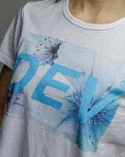 WHITE WOMEN'S SHORT SLEEVE T-SHIRT