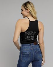 BLACK WOMEN'S SLEEVLES TOP