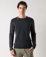 BLUE MEN'S KNITTED SWEATER