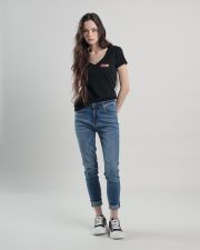 BLACK WOMEN'S T-SHIRT