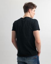 BLACK MEN'S T-SHIRT