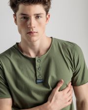 KHAKI MEN'S T-SHIRT