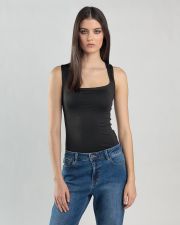BLACK WOMEN'S TOP