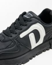 BLACK WOMEN'S SNEAKERS - LEXY