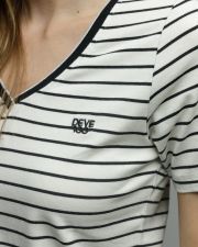 WHITE WOMEN'S STRIPED SHORT SLEEVE T-SHIRT