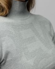 GREY WOMEN'S KNITTED SWEATER
