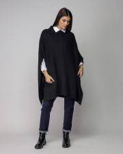 BLACK WOMEN'S KNITTED PONCHO