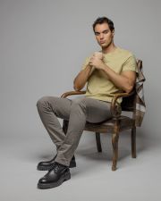 YELLOW MEN'S SHORT SLEEVE T-SHIRT