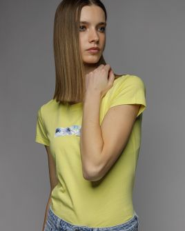YELLOW WOMEN'S SHORT SLEEVE T-SHIRT 2D26SS4541SS0105